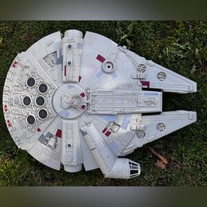 Star Wars Rebels Hero Series 2 Foot Long Millennium Falcon Hasbro Exclusive